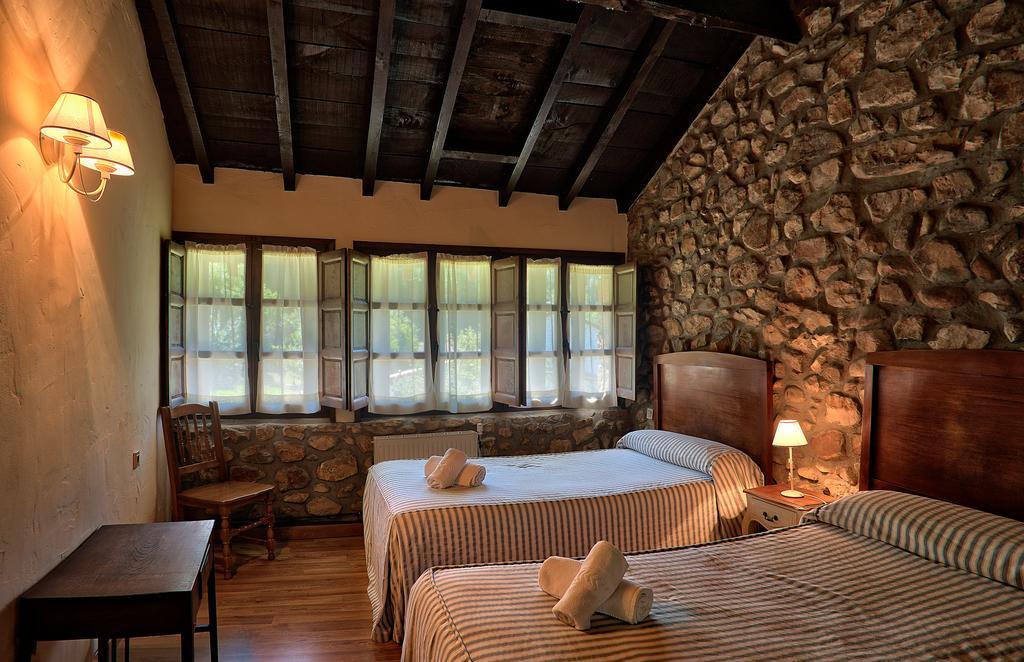 Penzion Casas Rurales La Tahona De Besnes Alles Exteriér fotografie