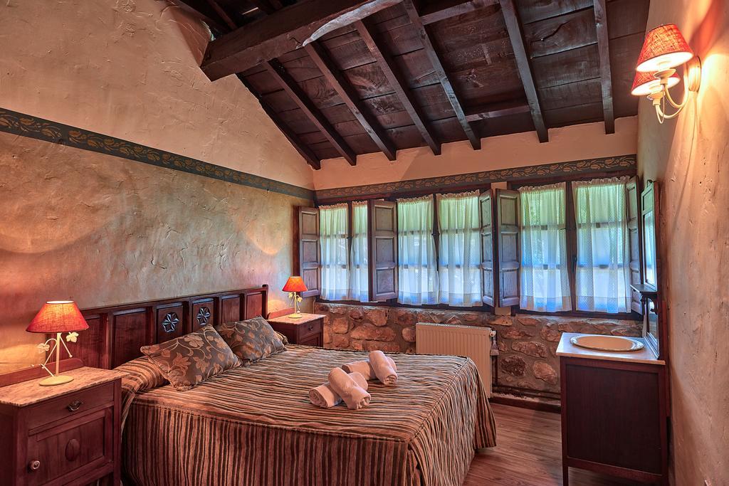Penzion Casas Rurales La Tahona De Besnes Alles Exteriér fotografie