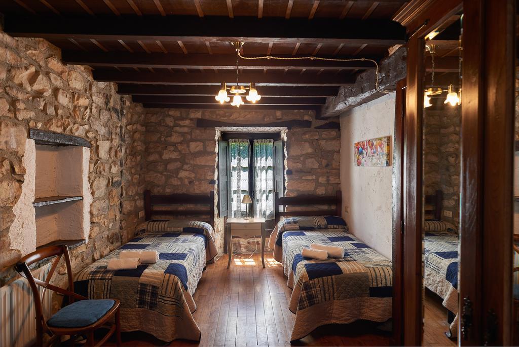 Penzion Casas Rurales La Tahona De Besnes Alles Exteriér fotografie